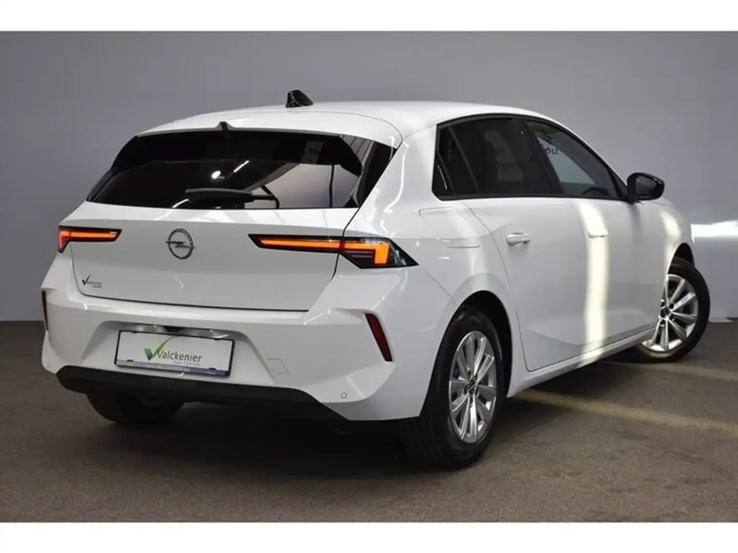 Opel Astra Edition 1.2T 130/Valckenier Car Center Asse Blanc - 2