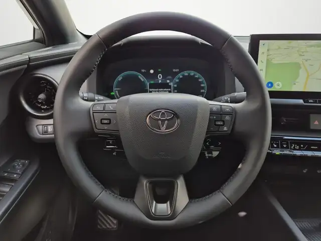 Toyota C-HR view 10