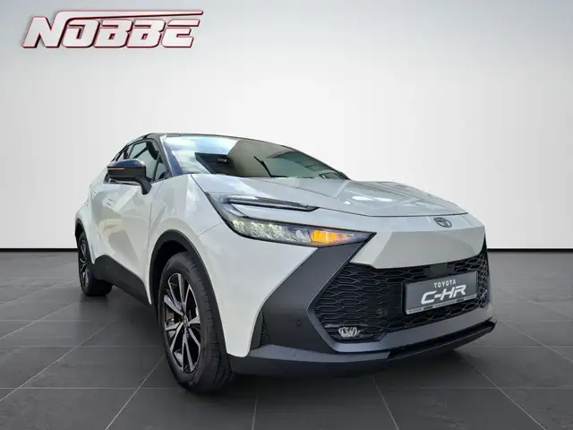 Toyota C-HR view 7