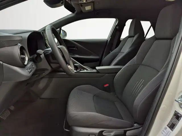 Toyota C-HR view 9
