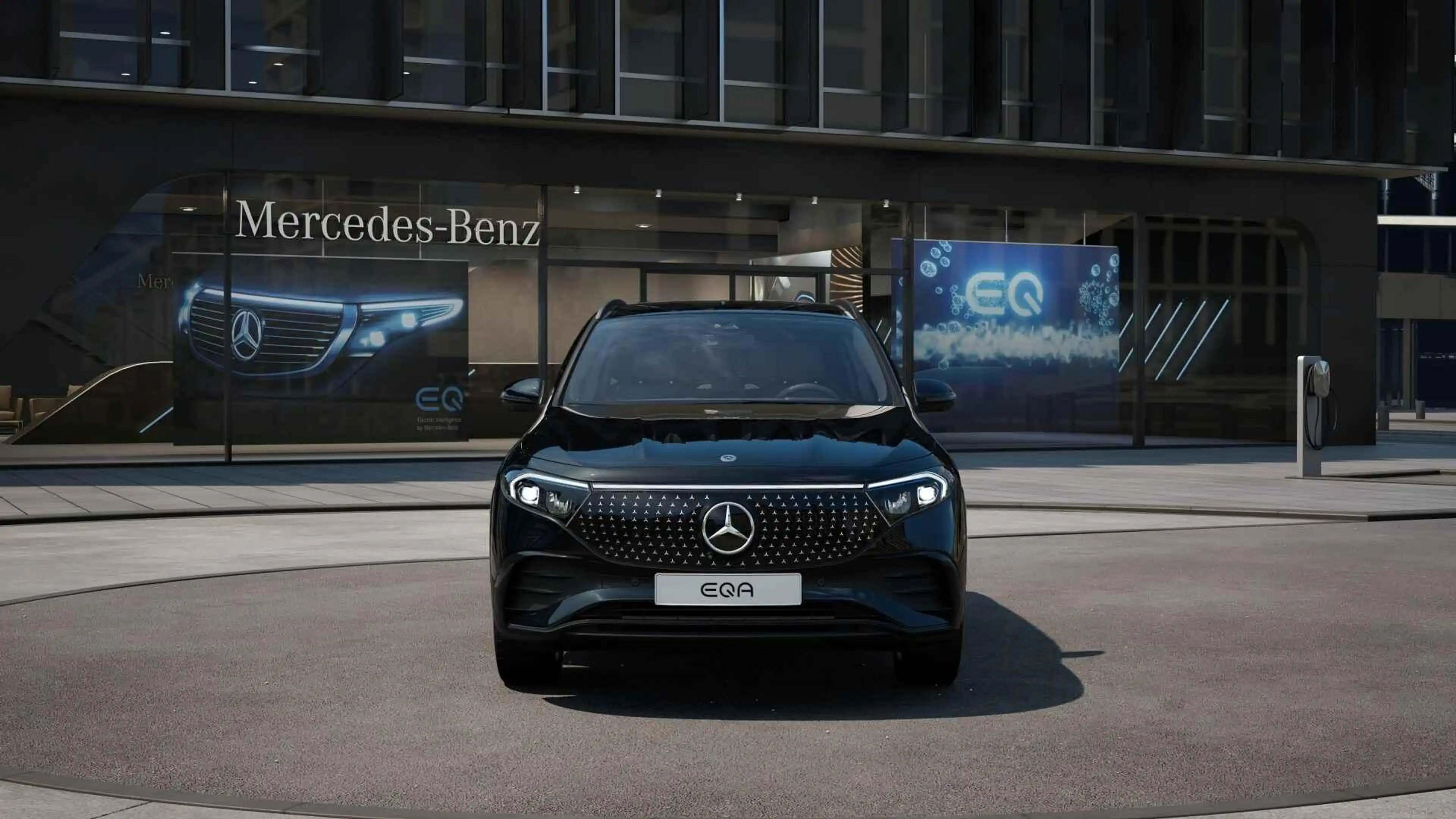 Mercedes-Benz EQA 300 EQA 4MATIC AMG Line — photo 5