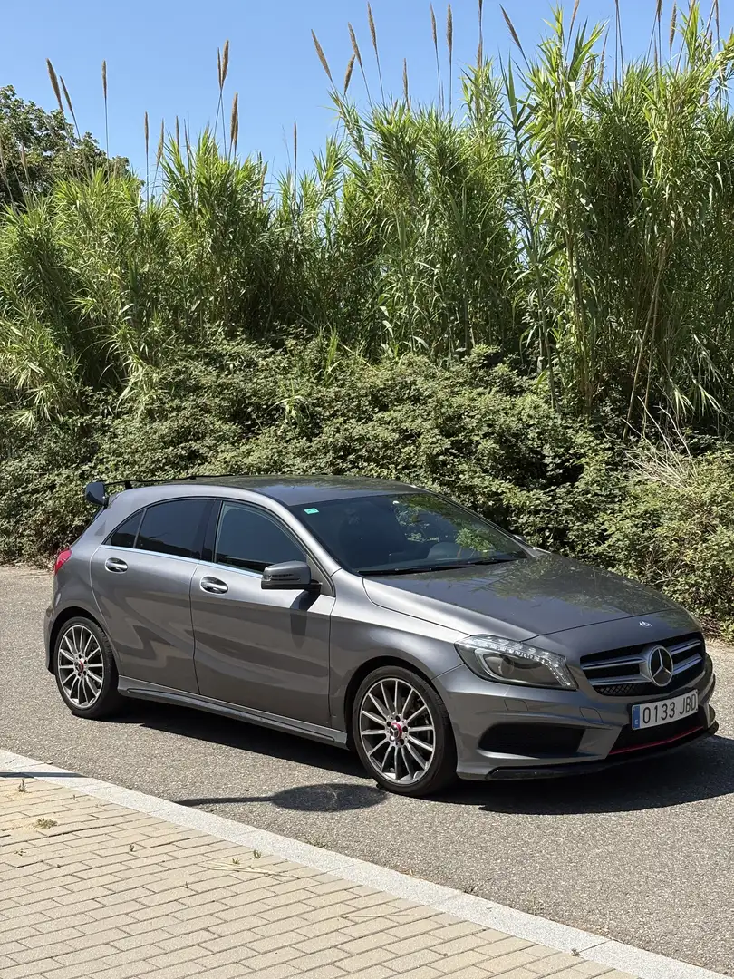 Mercedes-Benz A 200 200CDI BE AMG Line - 1