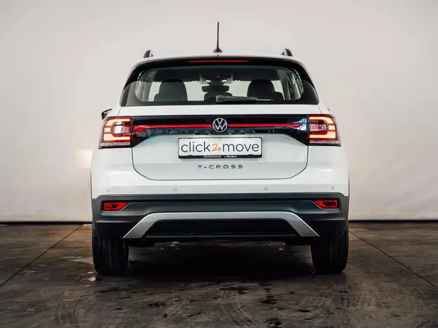 Volkswagen T-Cross view 4