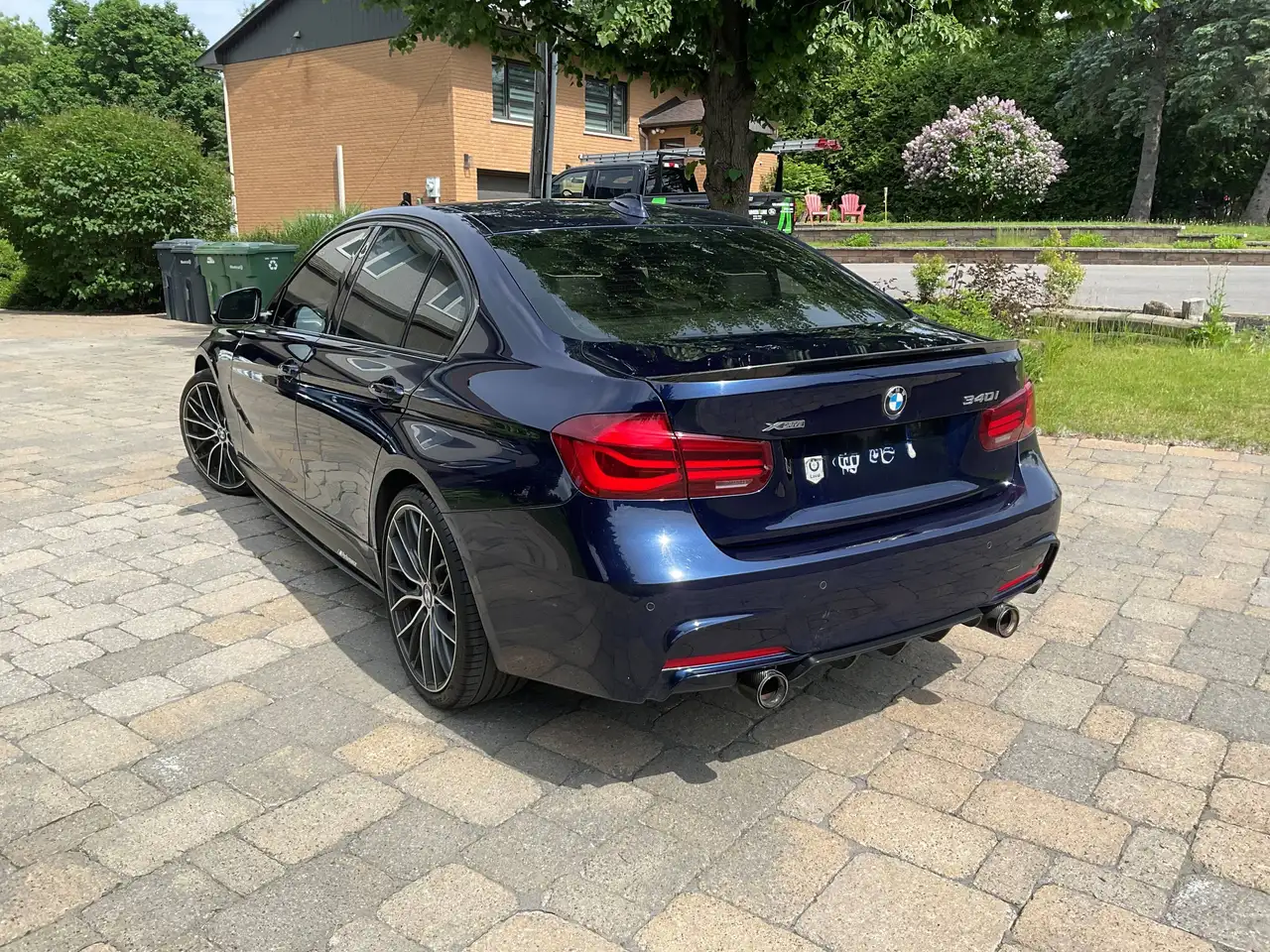 BMW 3 Series photo BMW 3 Series