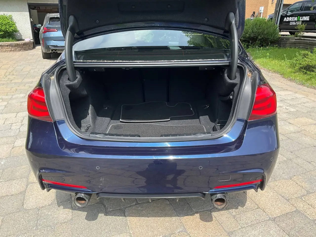 BMW 3 Series photo BMW 3 Series