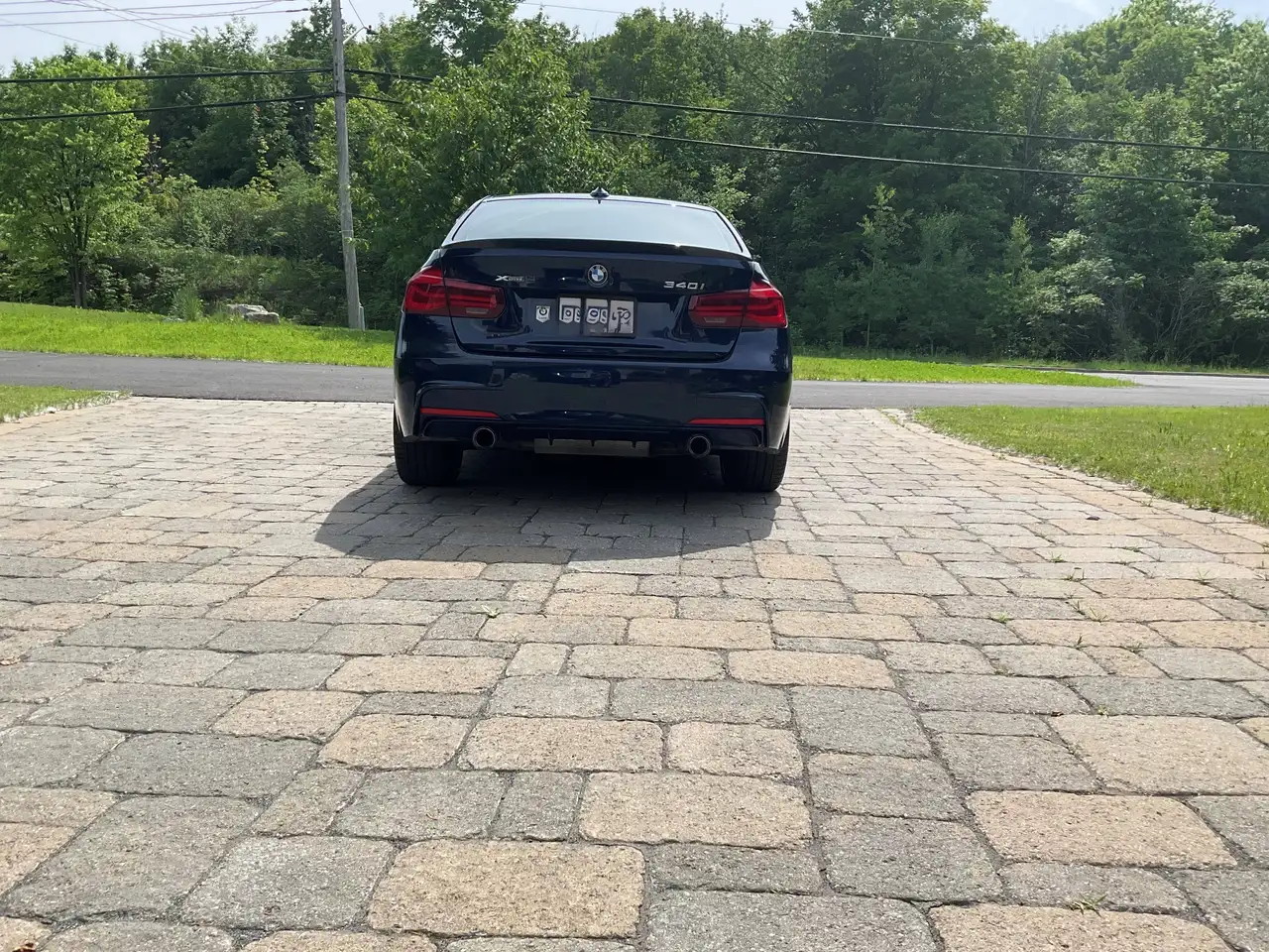 BMW 3 Series photo BMW 3 Series