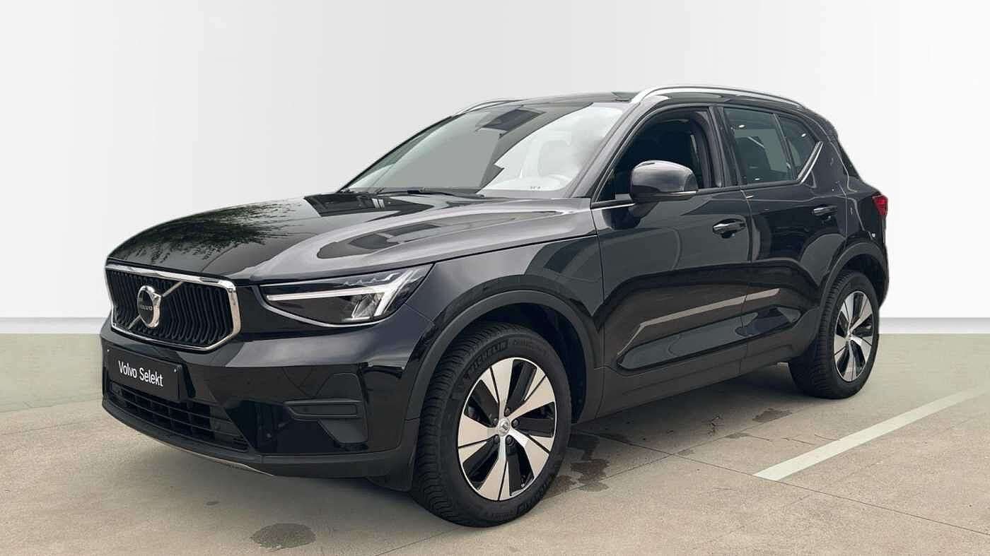 2025 Volvo XC40