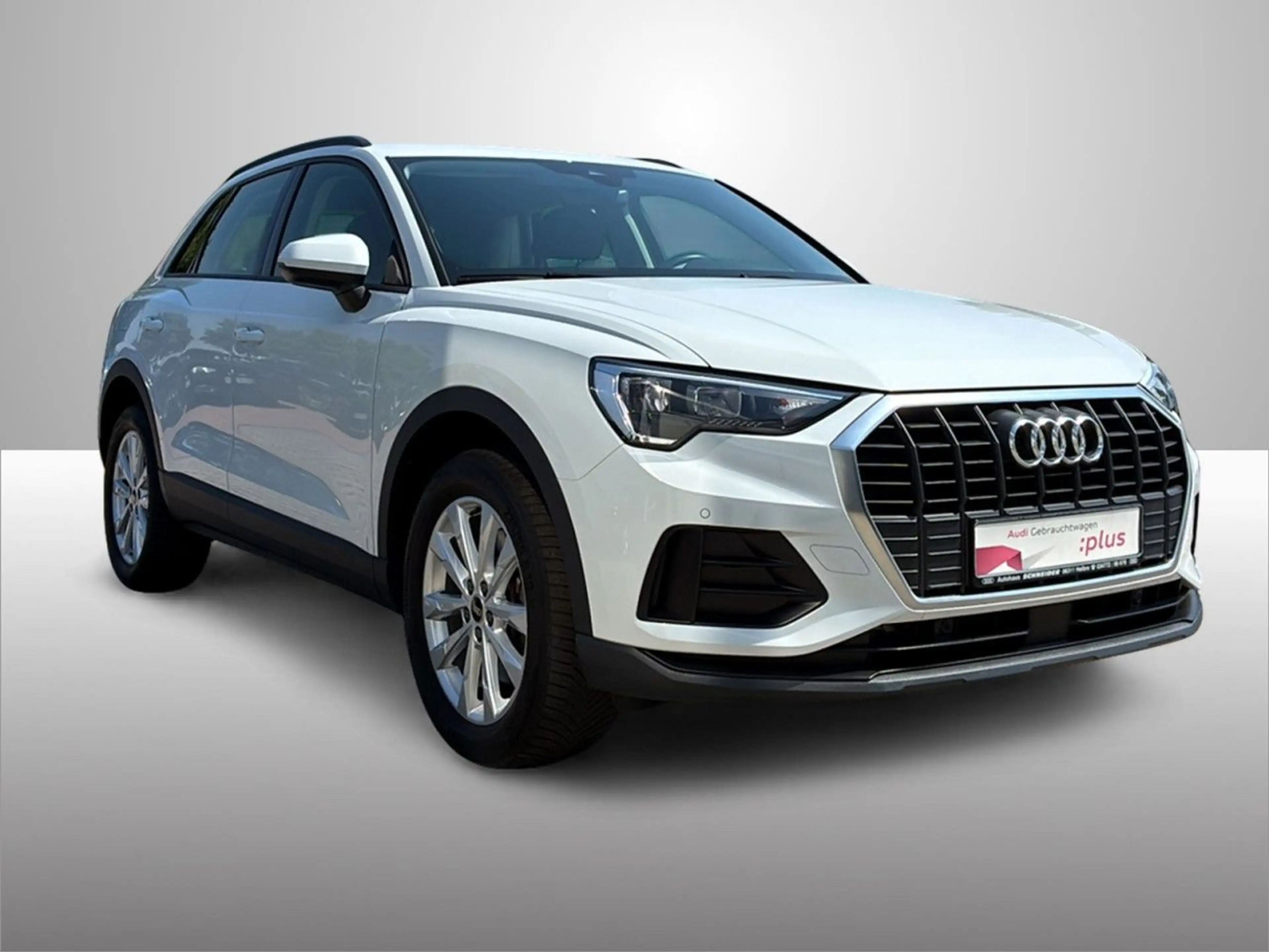 Audi Q3 SUV 45 TFSIe S-TRONIC CAM+NAVI+SHZ+DAB Klima — photo 6