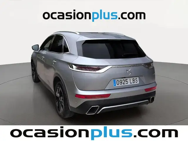 DS Automobiles DS 7 Crossback view 3