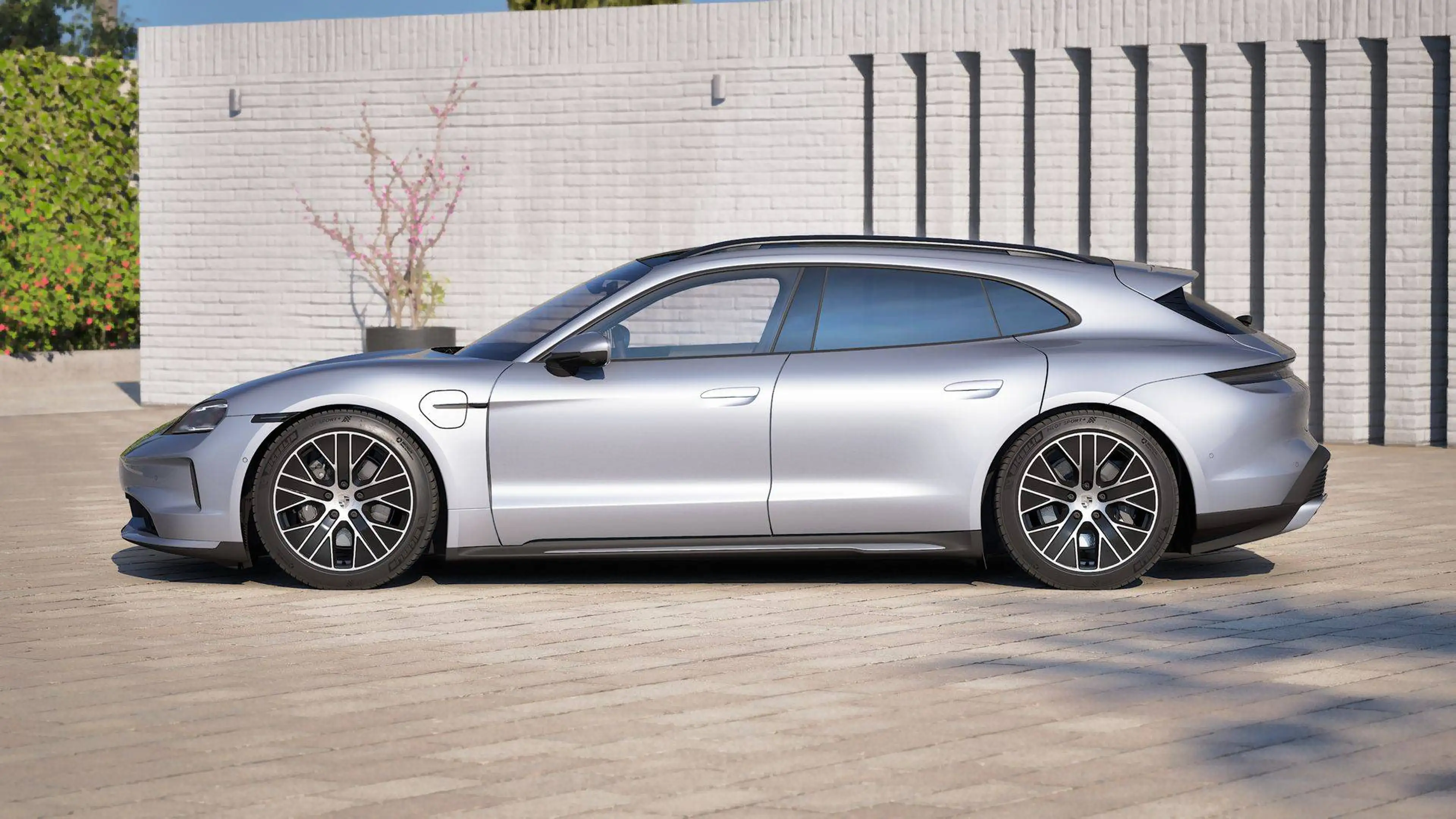 Porsche Taycan Sport Turismo 105kWh/SPORTDESIGN/PERF BATT+/AIR SUSP/SPORT SOUND/BOSE/ZETEL VERW/ACC/PANO/360 — photo 3