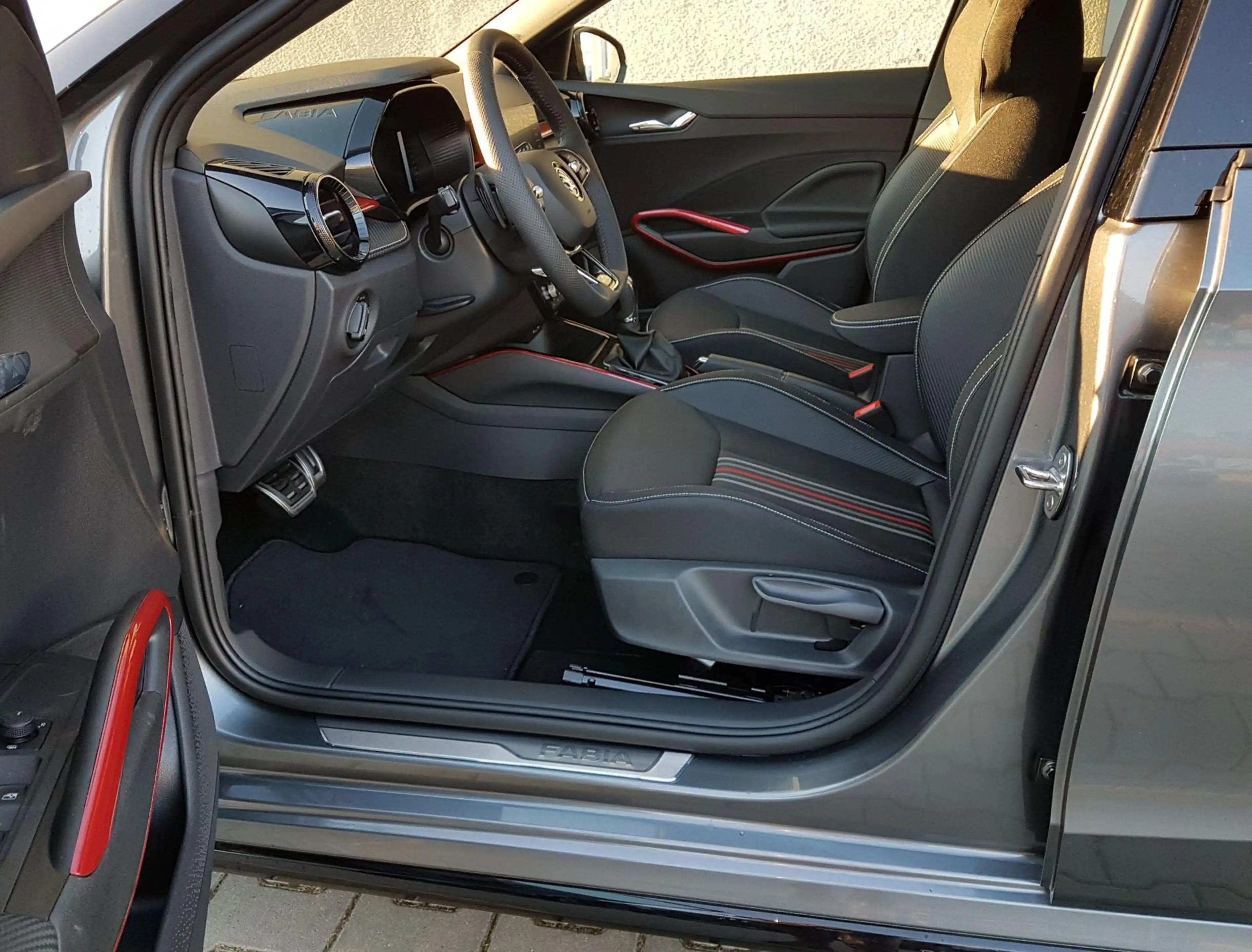 Skoda Fabia Monte Carlo 5J. Garantie ACC beheizbare WS Klim... — photo 10