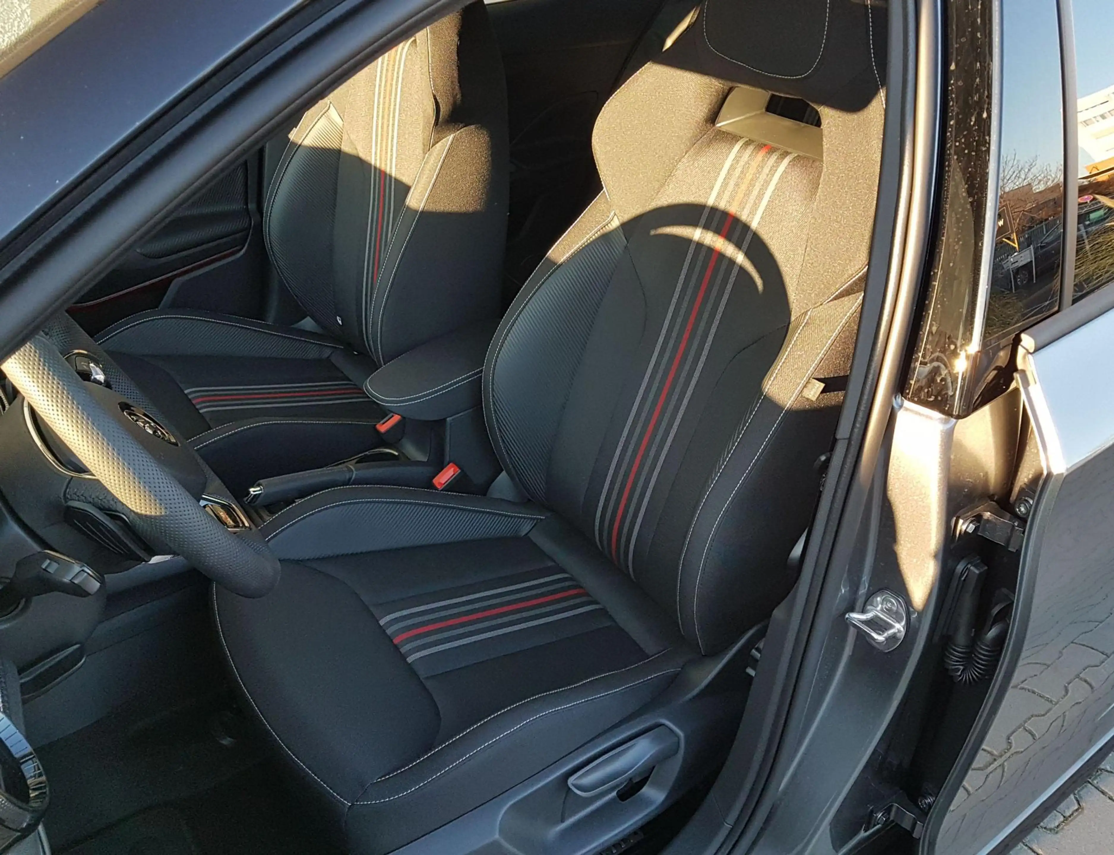 Skoda Fabia Monte Carlo 5J. Garantie ACC beheizbare WS Klim... — photo 11