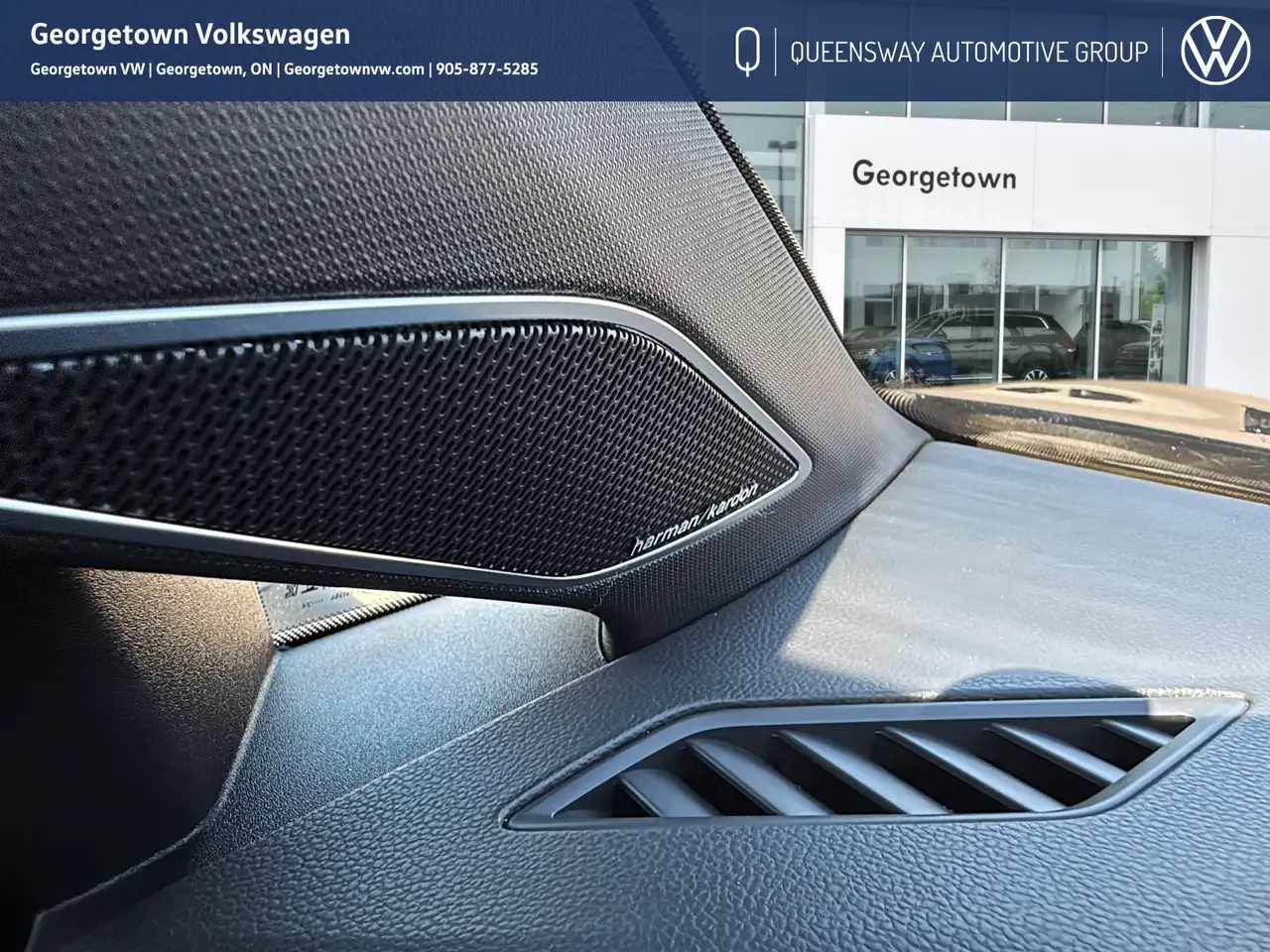 Volkswagen Golf R снимка Volkswagen Golf R