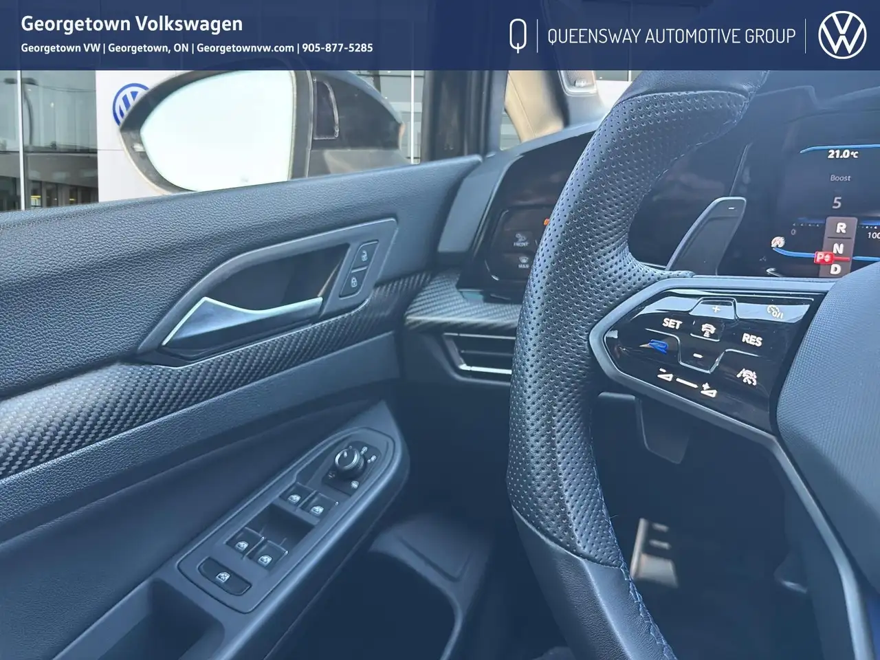 Volkswagen Golf R снимка Volkswagen Golf R