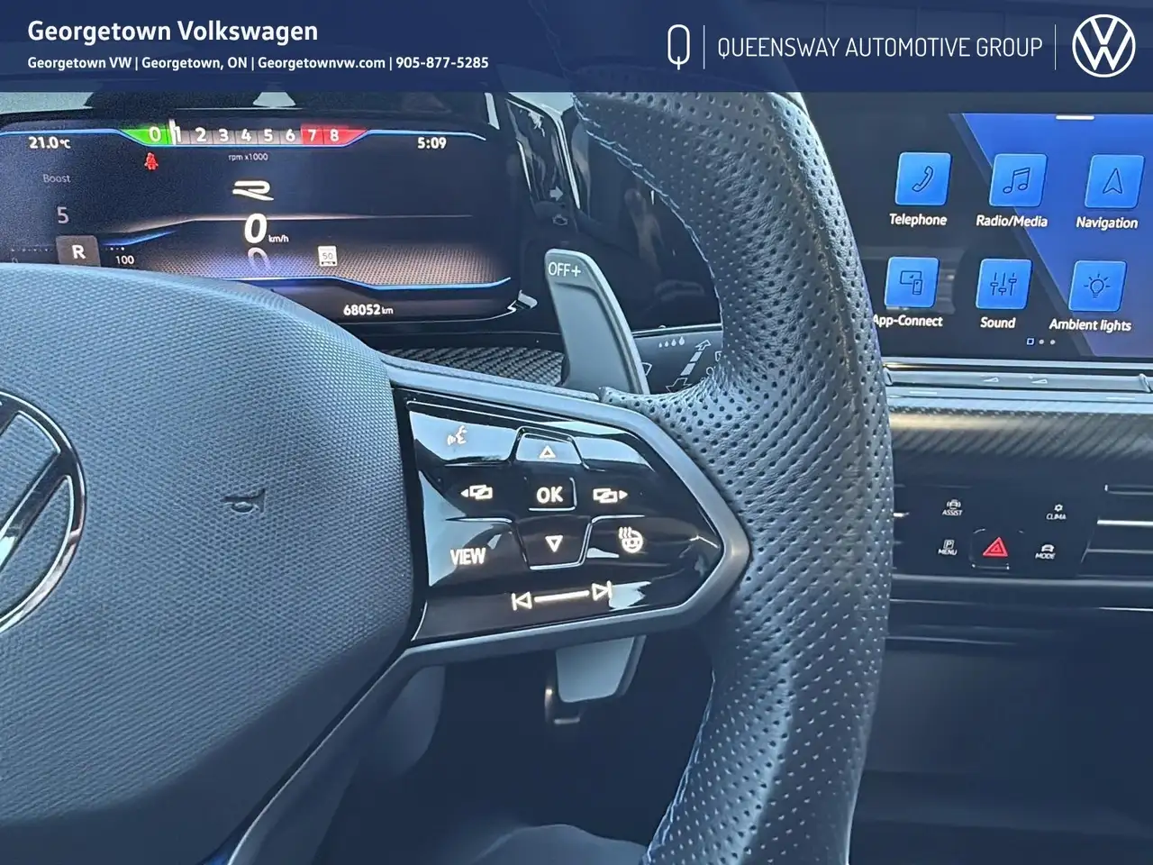 Volkswagen Golf R снимка Volkswagen Golf R