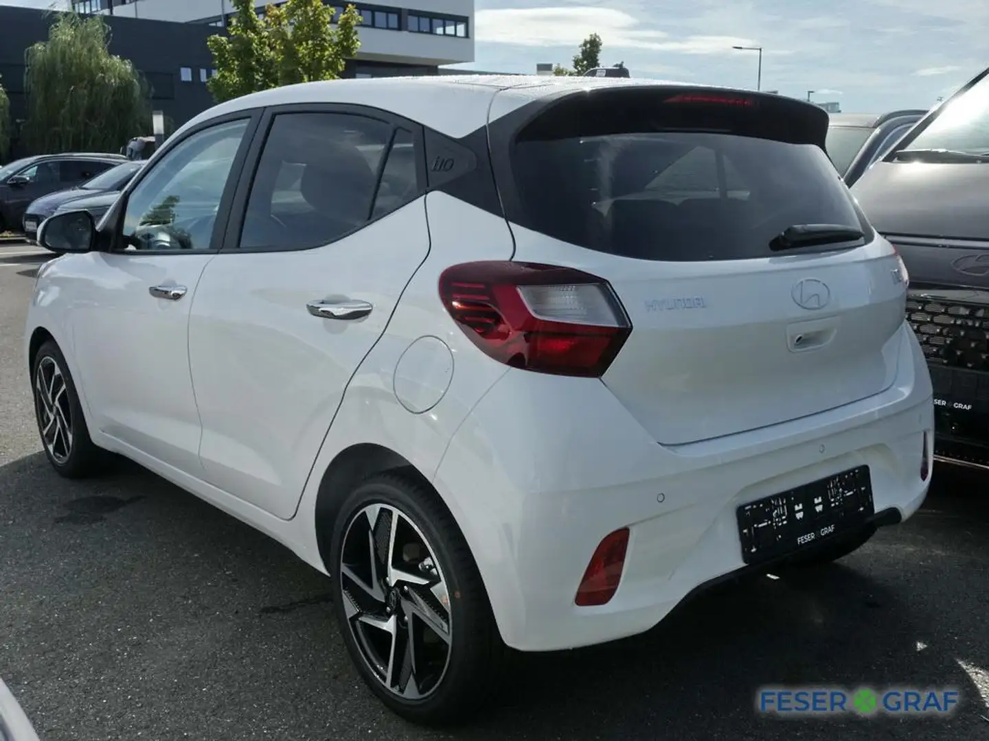 Hyundai i10 PRIME NAVI CAM SHZ LHZ SMART-KEY CARPLAY USB Weiß - 2