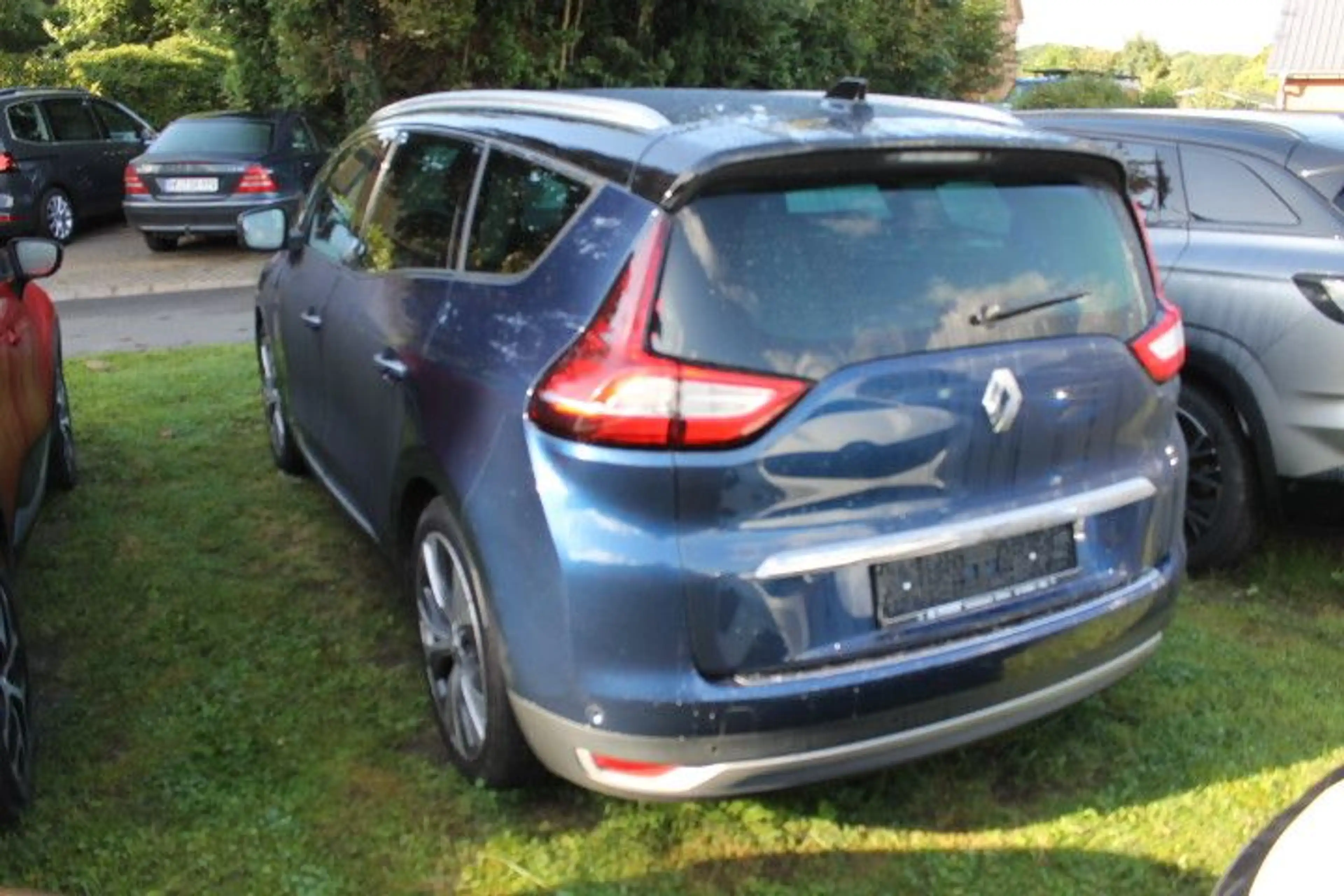 Renault Grand Scenic Intens autom. 7 Sitzer — photo 5