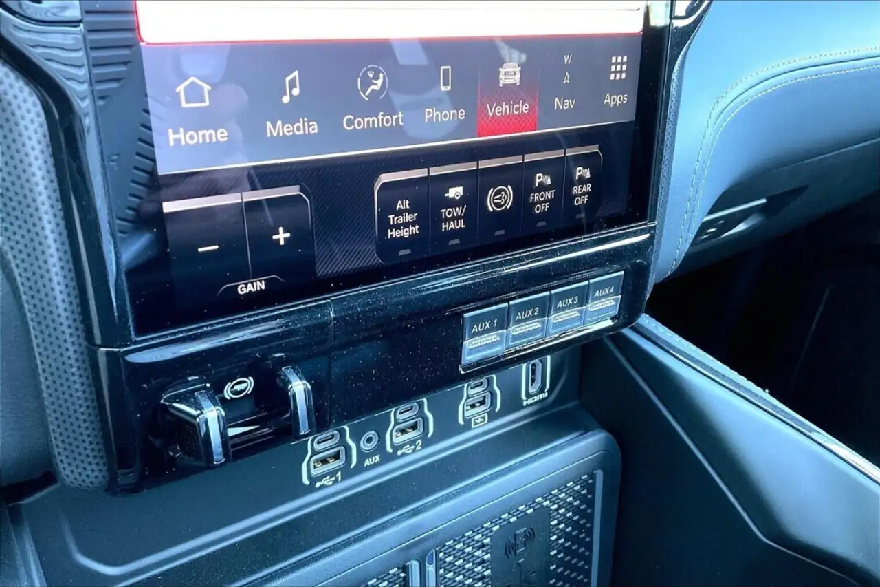 RAM 3500 снимка RAM 3500