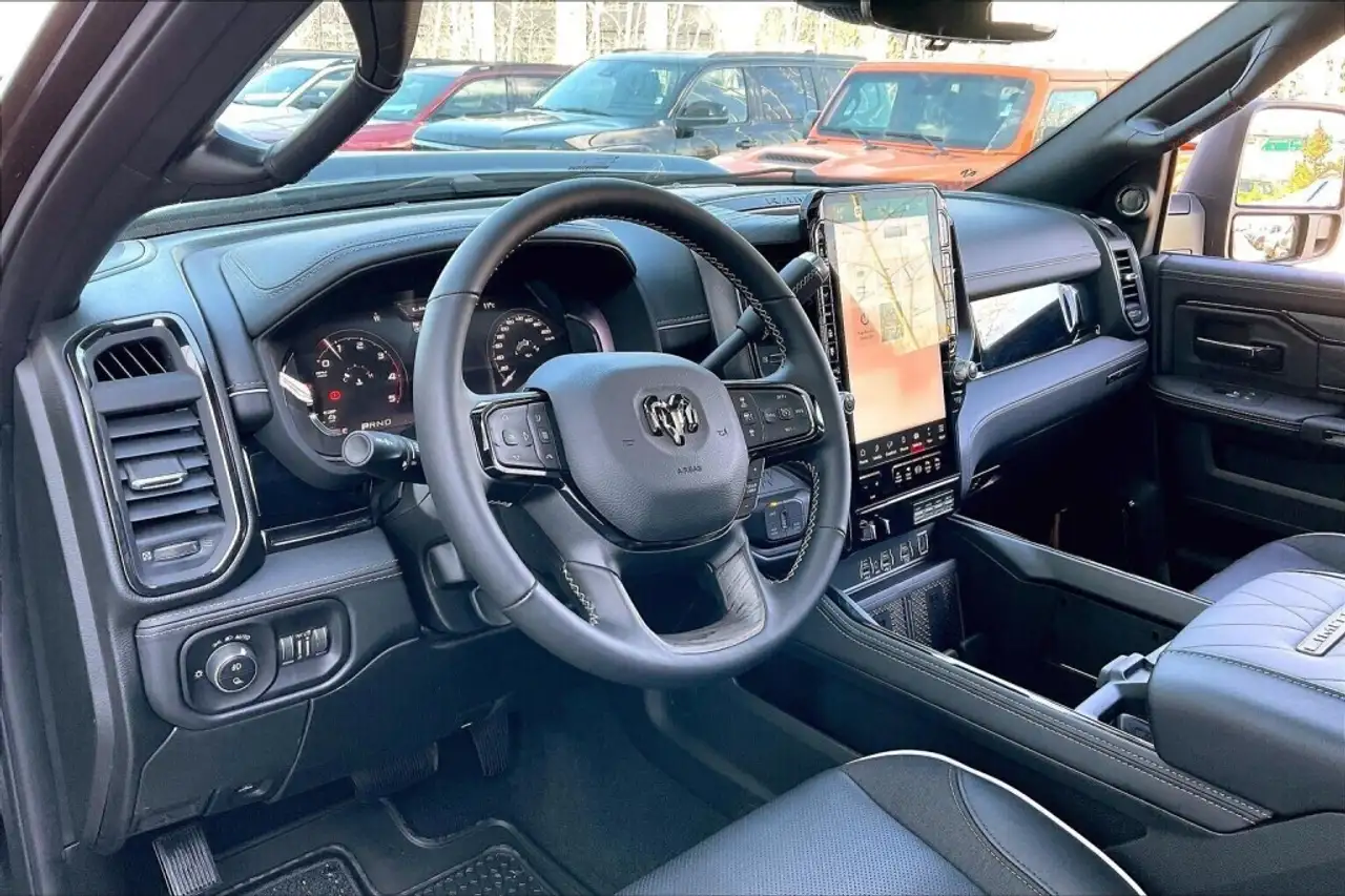 RAM 3500 снимка RAM 3500