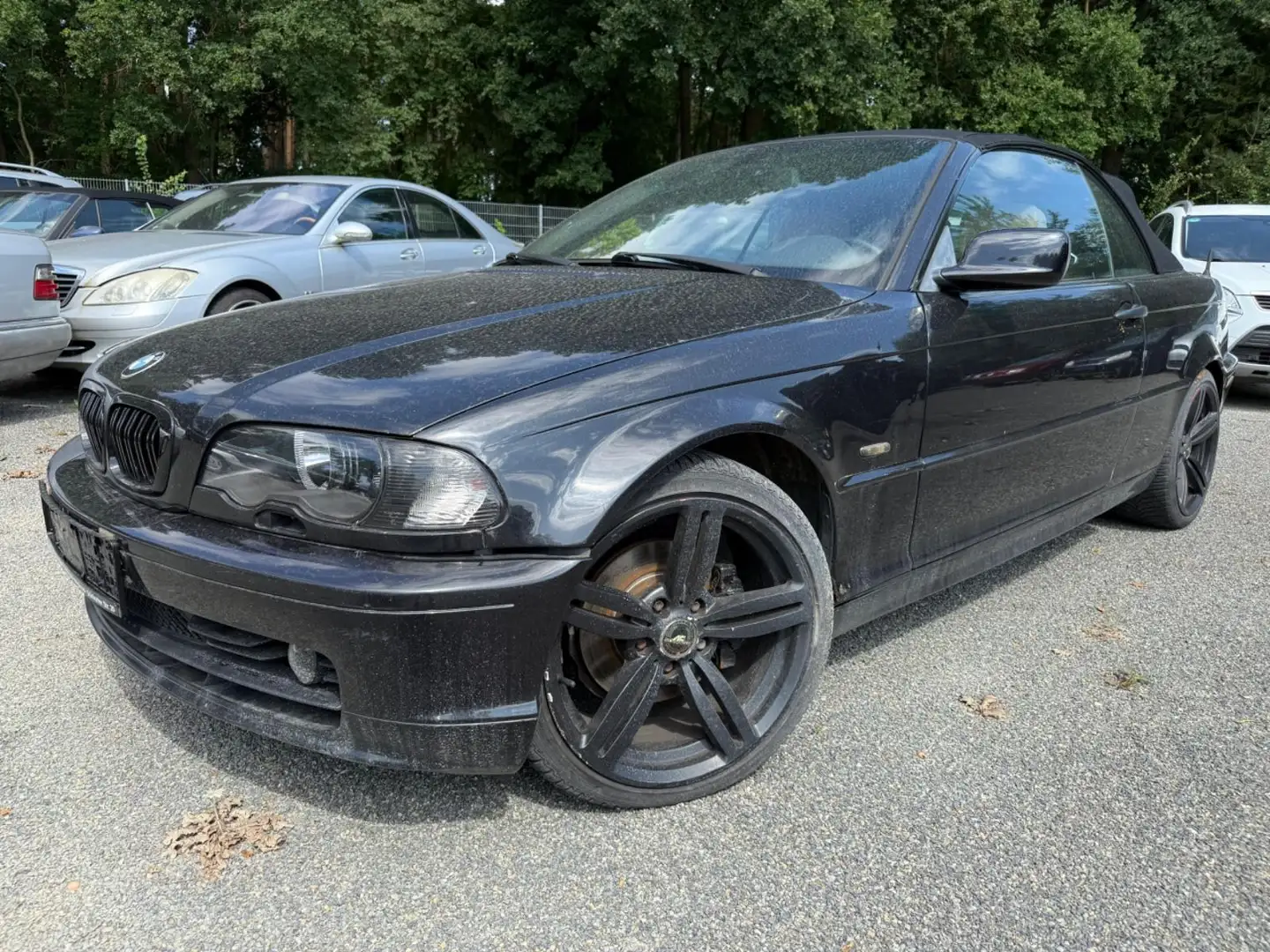 BMW 323 Cabrio+Leder+Automatik Schwarz - 1