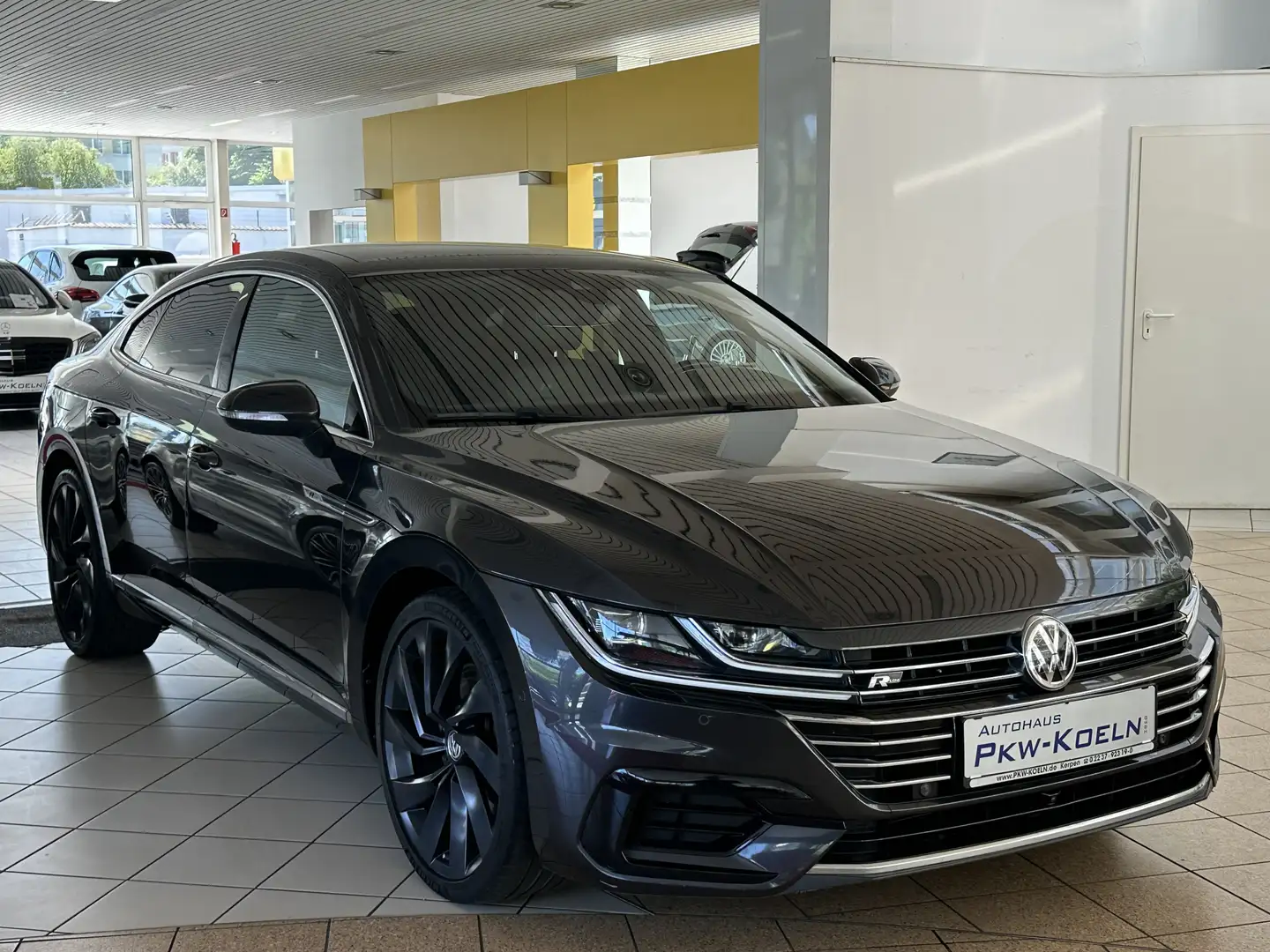 Volkswagen Arteon 2.0 TSi 4M R-LiNE *PANO*HuD*ACC*KAMERA* Grau - 2