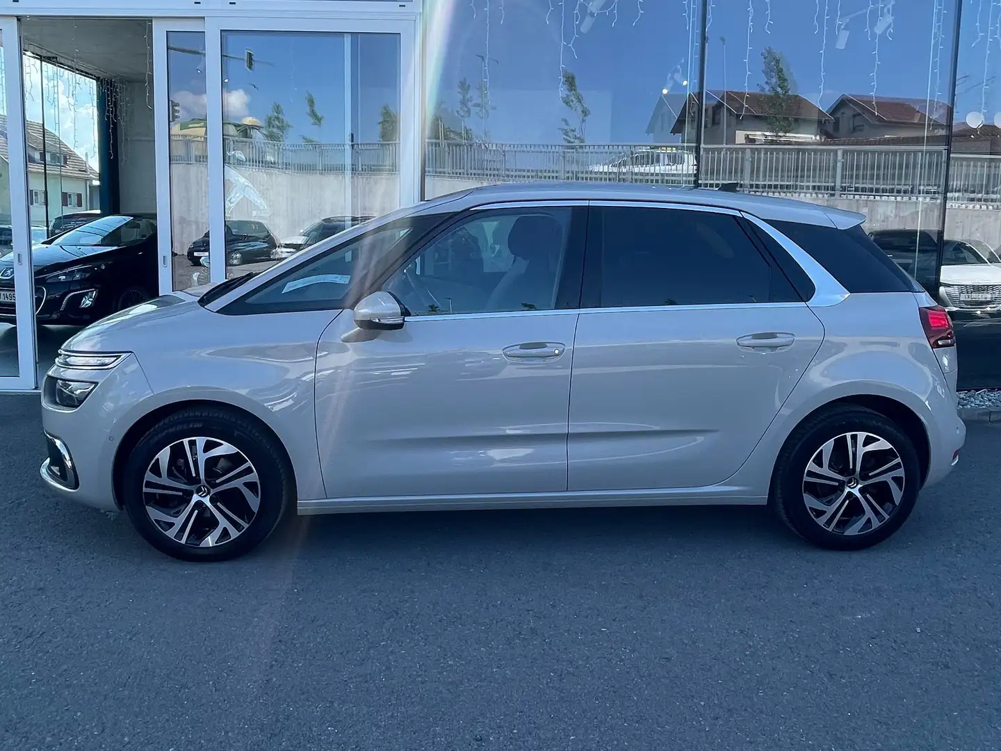 Citroen C4 SpaceTourer Shine Grau - 2