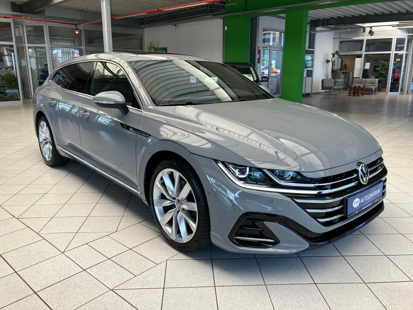 Volkswagen Arteon Shootingbrake 2.0 TDI R-Line DSG AHK IQ NAVI RFK Gris - 2