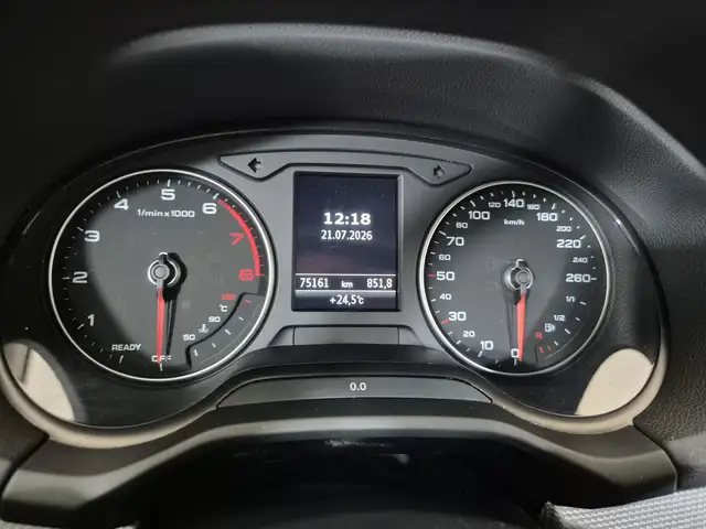 Audi Q2 view 15