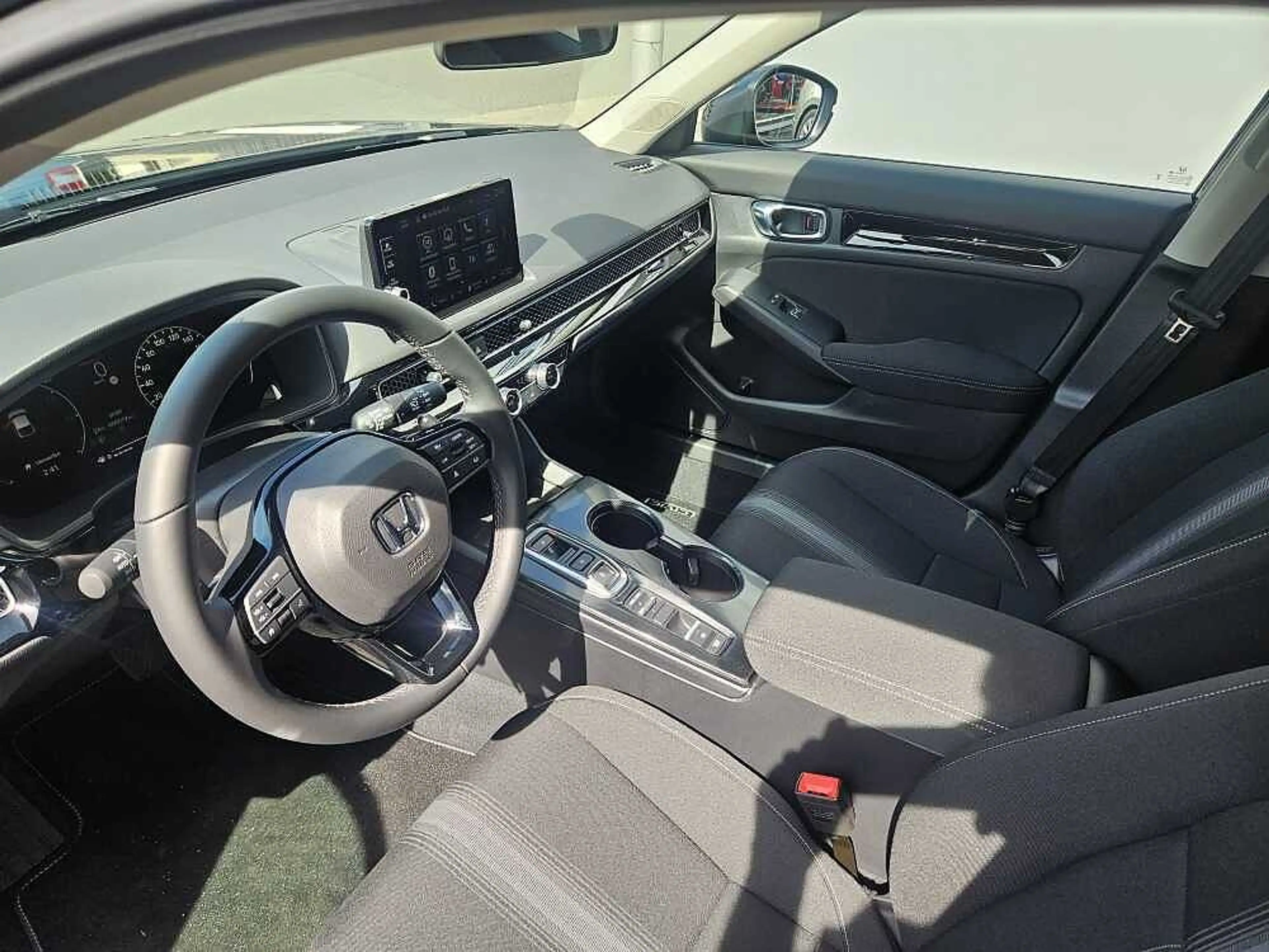 Honda Civic e:HEV 2.0 i-MMD Hybrid Elegance m. NAVI/Kamera — photo 5
