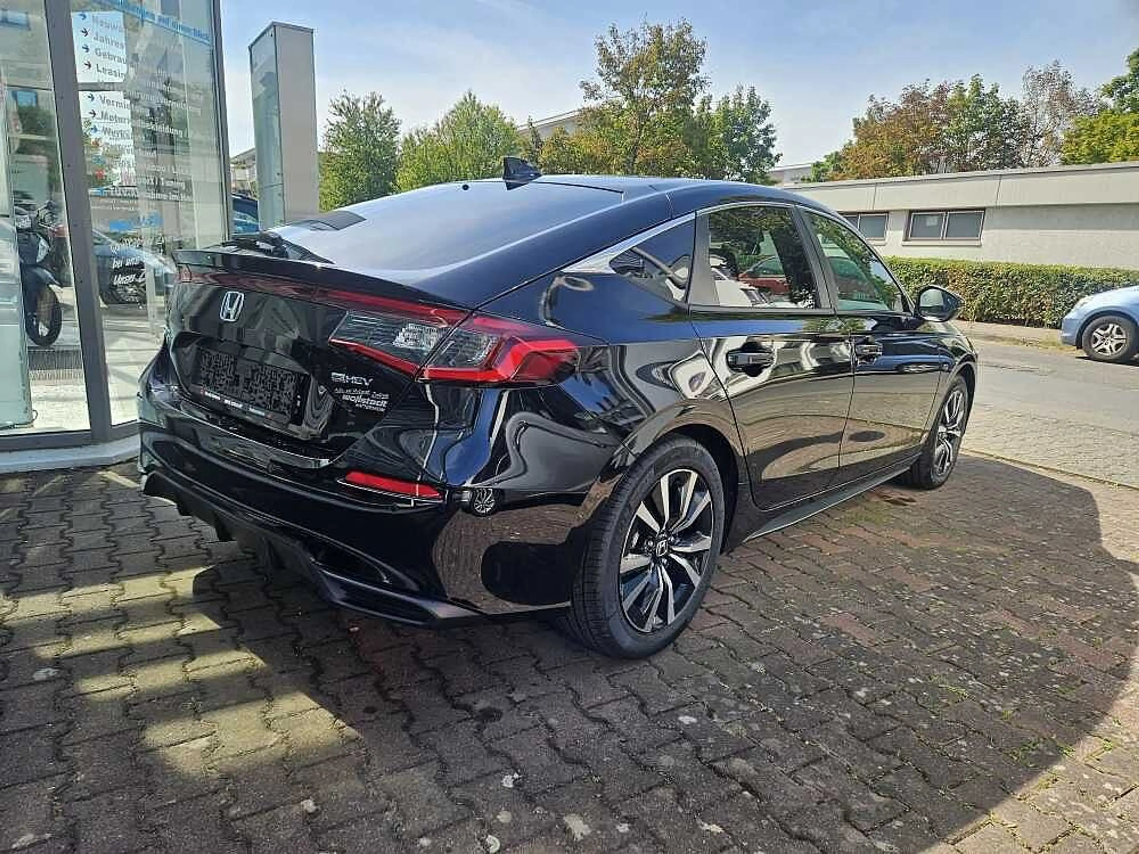 Honda Civic e:HEV 2.0 i-MMD Hybrid Elegance m. NAVI/Kamera — photo 3