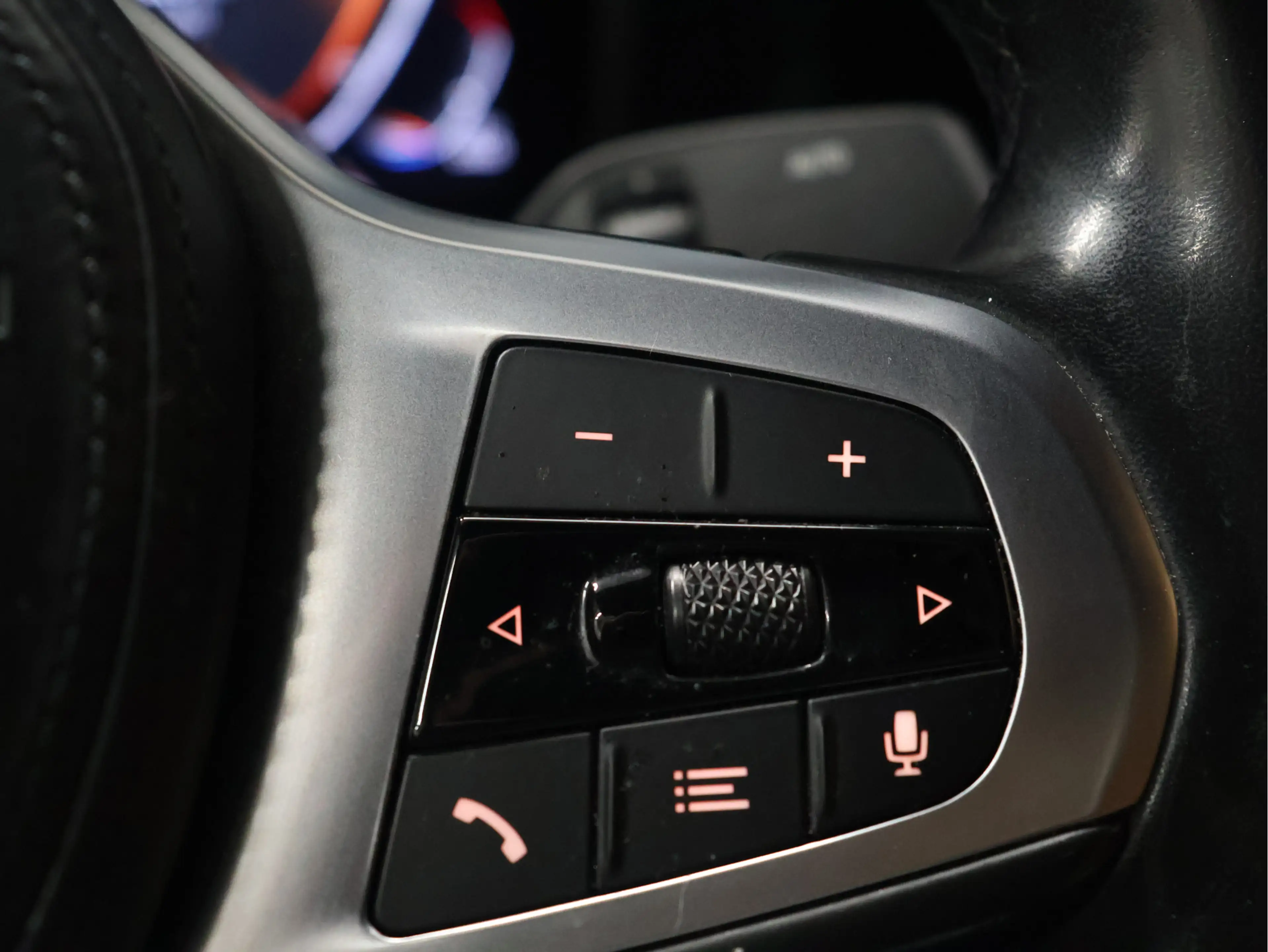 BMW 318 3-serie 318i M Sport [APPLE CARPLAY, CRUISE CONTRO — photo 16