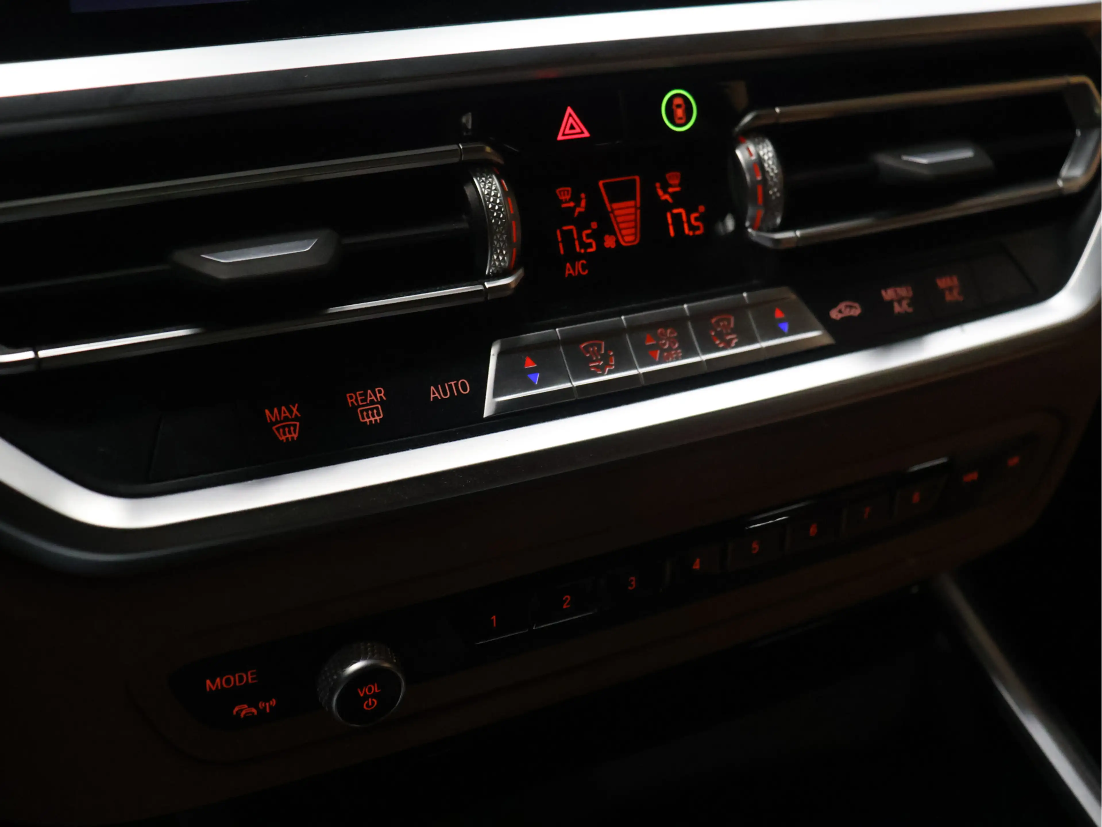 BMW 318 3-serie 318i M Sport [APPLE CARPLAY, CRUISE CONTRO — photo 20