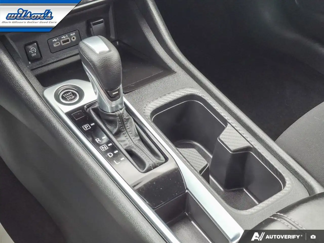 Nissan Sentra снимка Nissan Sentra