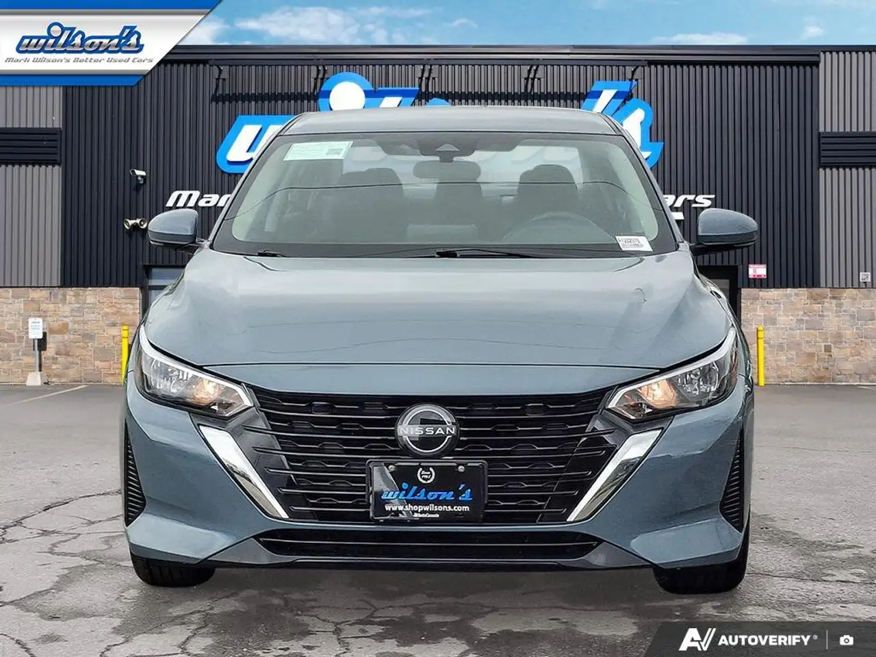 Nissan Sentra снимка Nissan Sentra