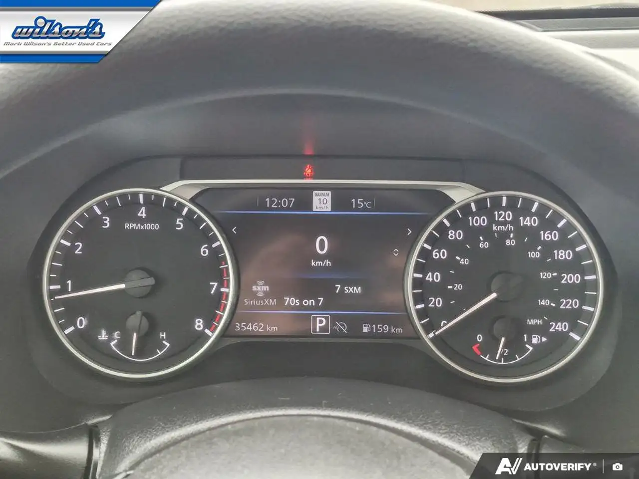 Nissan Sentra снимка Nissan Sentra