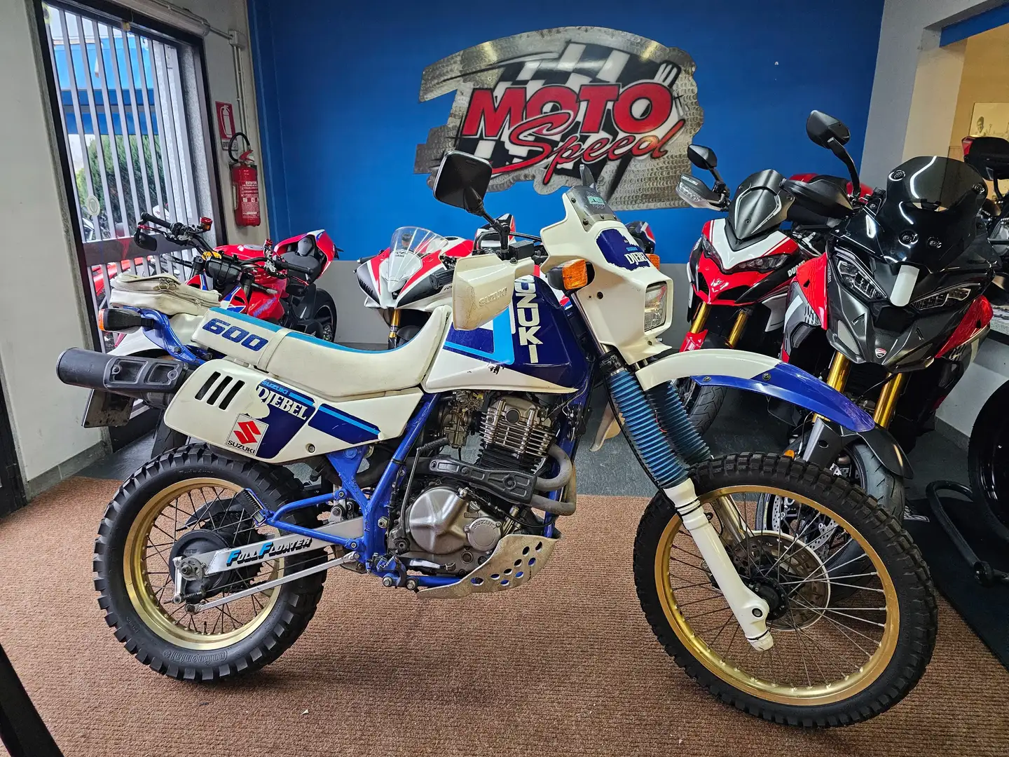 Suzuki DR 600 S - 1