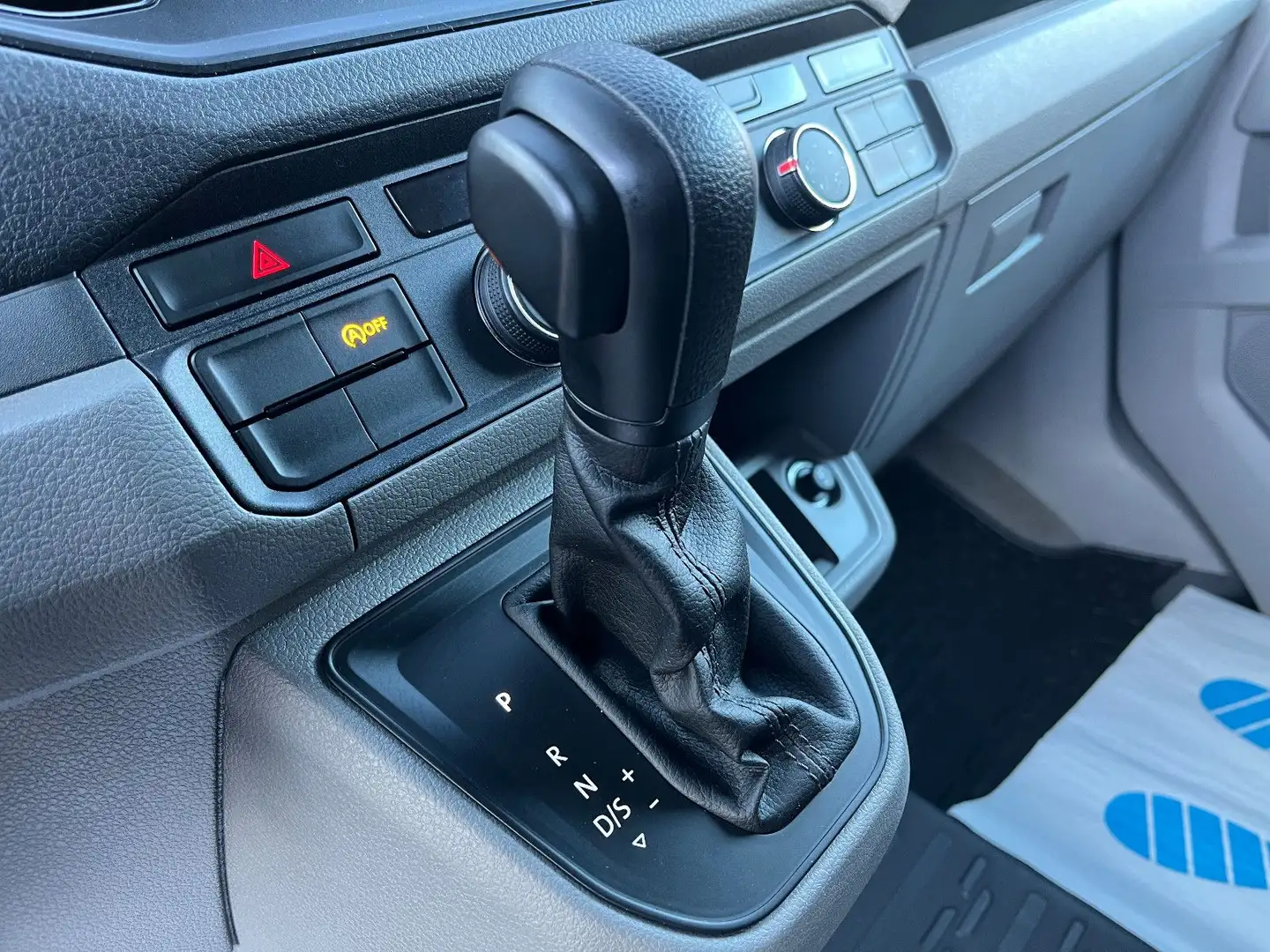 Volkswagen CRAFTER 2,0TDI AUTOMATIK XXL KOFFER KLIMA 1.HAND Wit - 2