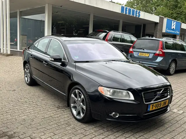 Volvo S80 4.4 V8 AWD Summum Schuifdak Keyless ACC BTW voorde