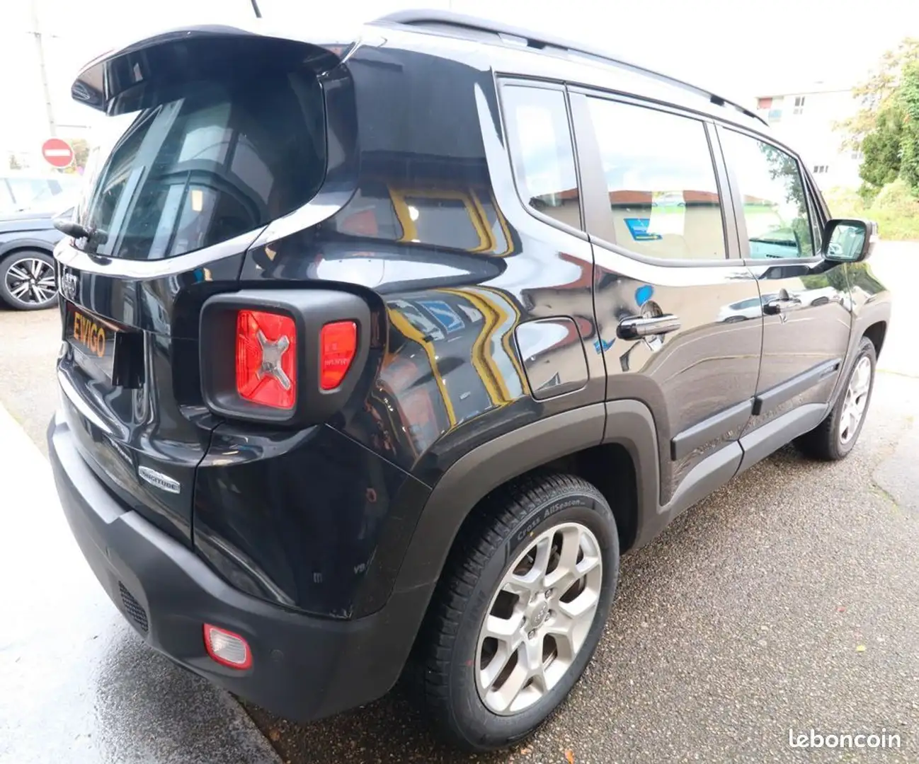 Jeep Renegade 1.6 e-torq 110 ch evo longitude 2wd Noir - 2