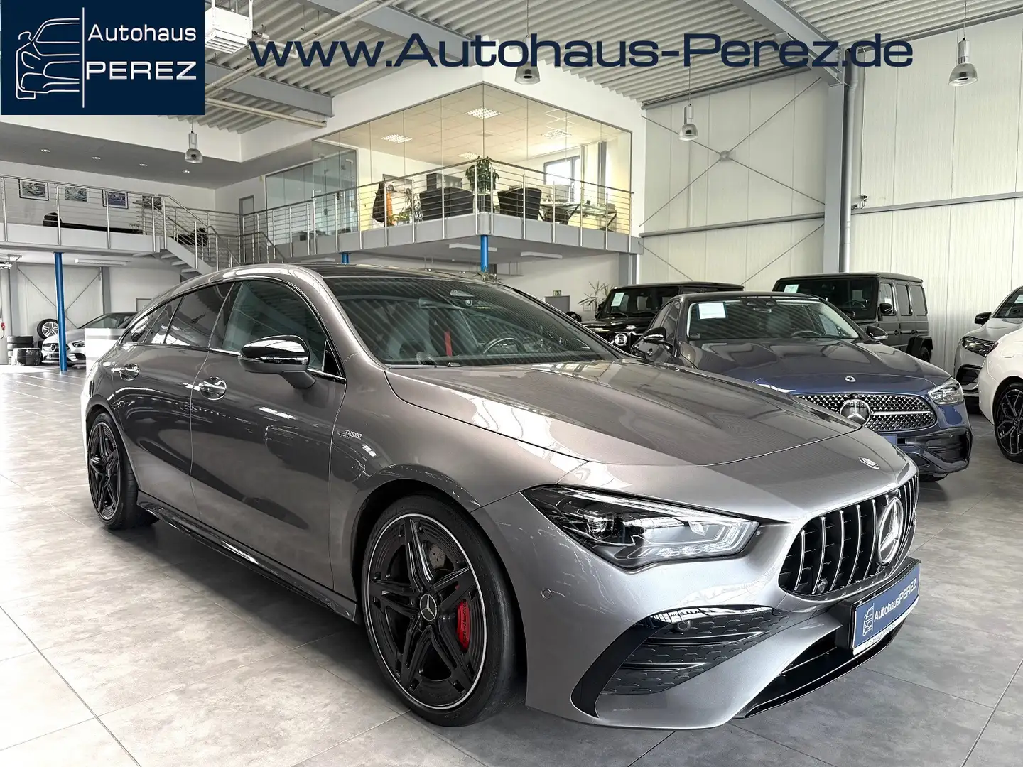 Mercedes-Benz CLA 35 AMG 4M PANORAMA-BURMESTER Grau - 1