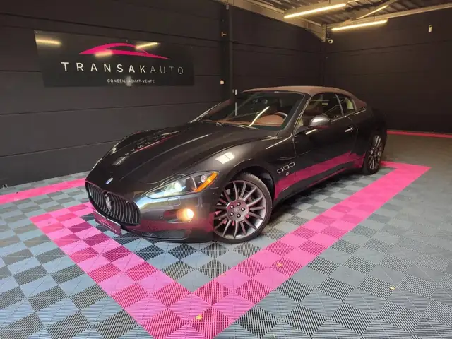 Maserati GranCabrio 4.7 V8 440 A Papiers ais Pas de Malus
