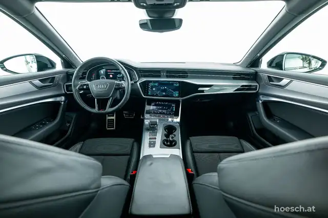Audi A6 view 6