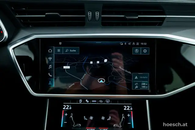 Audi A6 view 15
