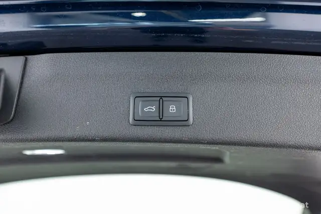 Audi A6 view 10
