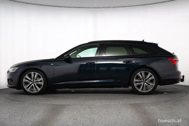 Audi A6 view 4