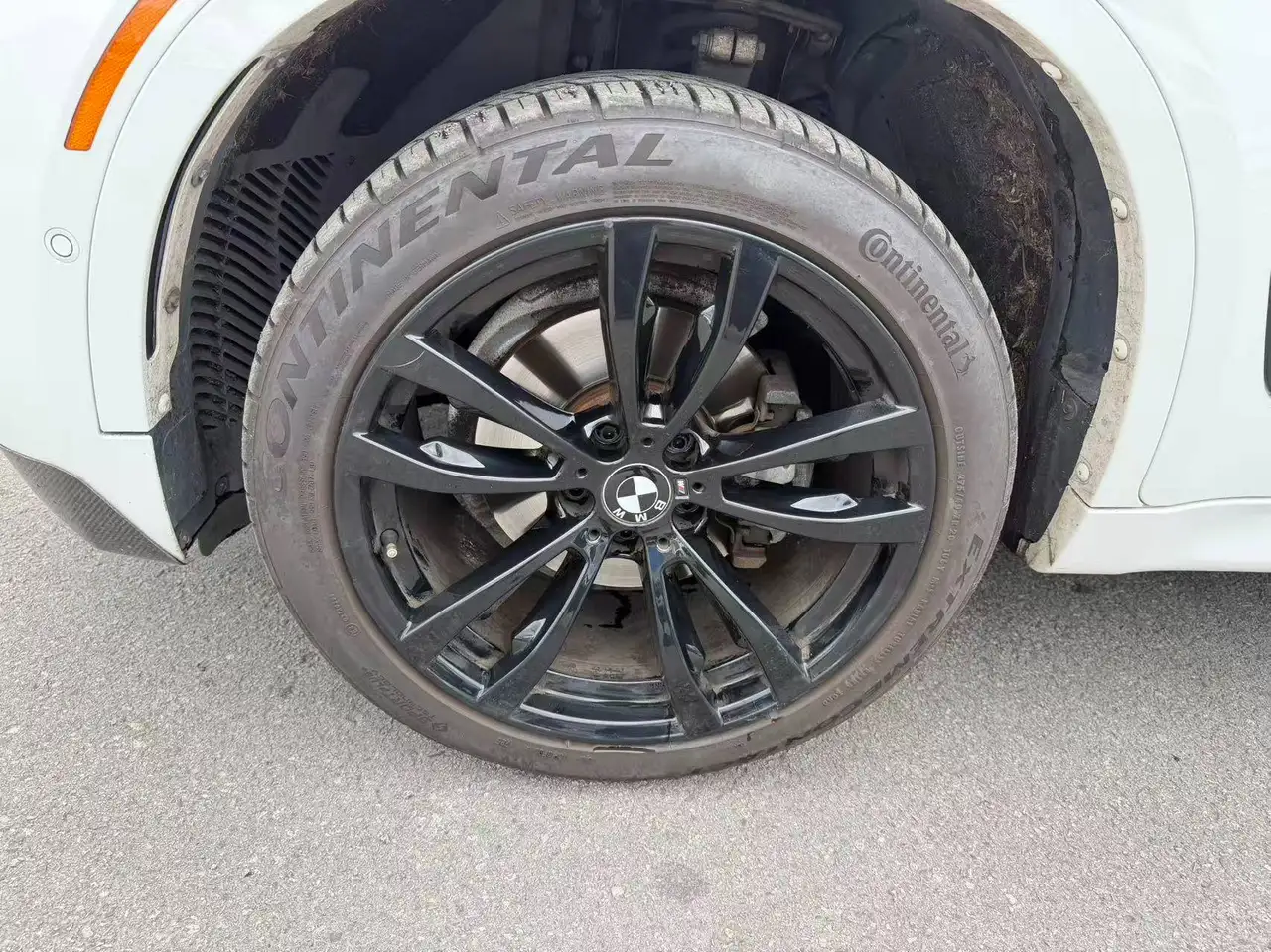 BMW X6 снимка BMW X6