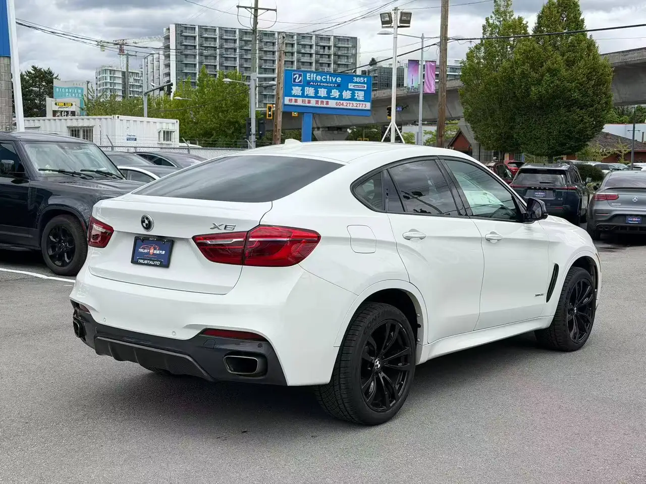 BMW X6 снимка BMW X6