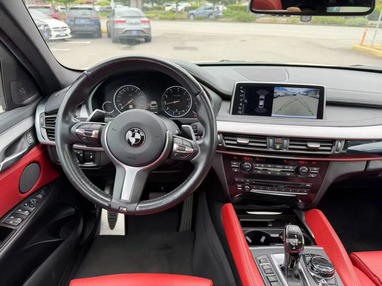 BMW X6 снимка BMW X6