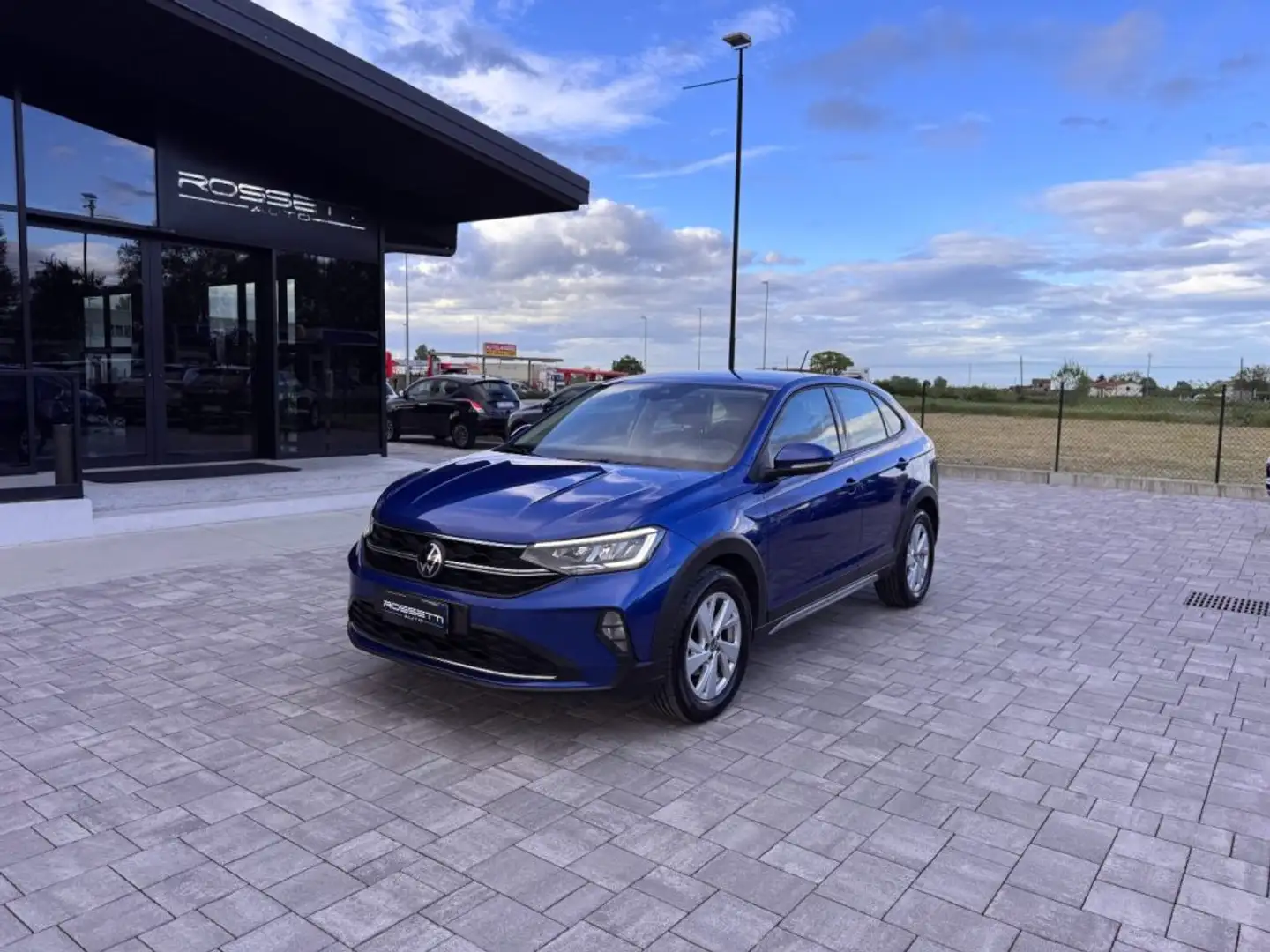 Volkswagen Taigo 1.0 TSI Life ANCHE PER NEOPATENTATI Blu/Azzurro - 1