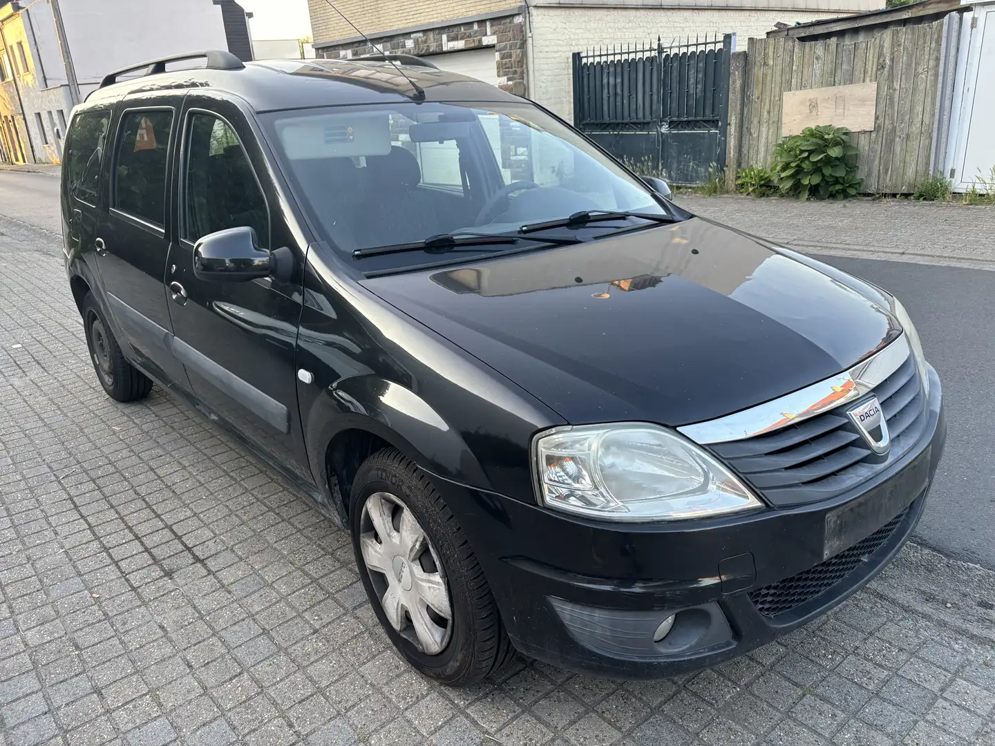 Dacia Logan MCV 1.5 dCi Laureate 7places  Airco - 2
